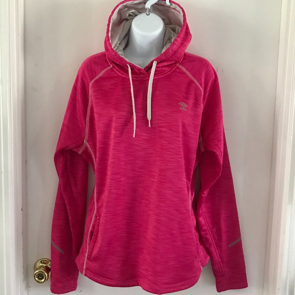 Umbro.Pullover Hoodie - Picture 2 of 15